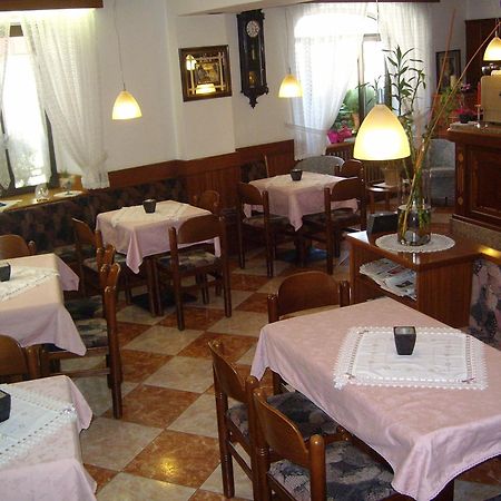 Albergo Antica Rosa Levico Terme Kültér fotó