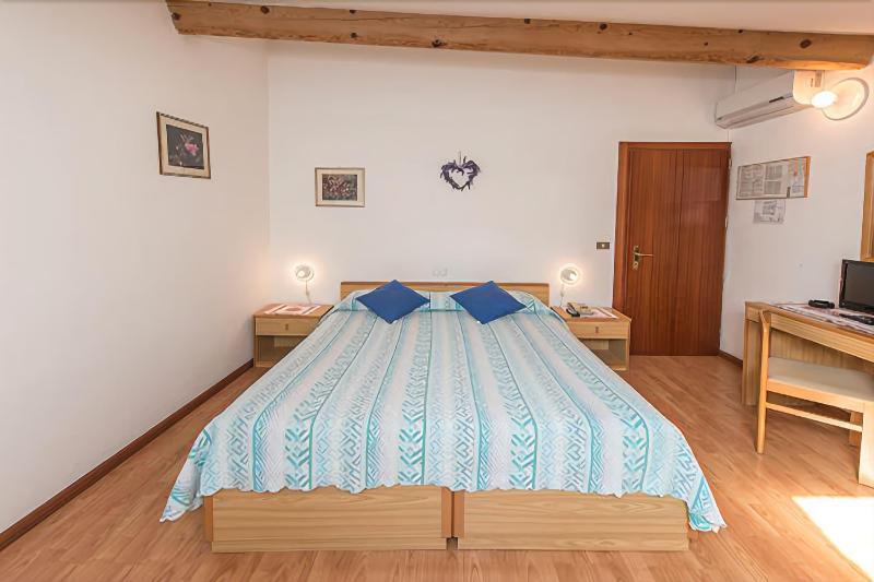 Albergo Antica Rosa Levico Terme Kültér fotó